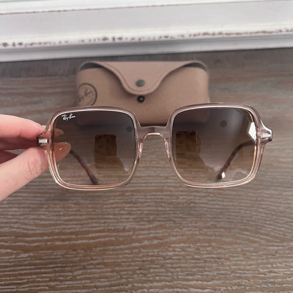 NWOT Ray-Ban Blush Sunglasses with Case - Picture 2 of 6